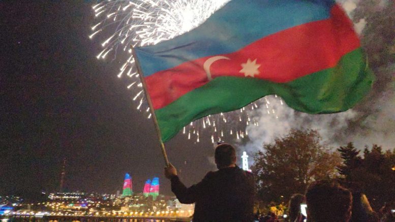 9 Ноября 2021 — День Государственного флага Азербайджана!